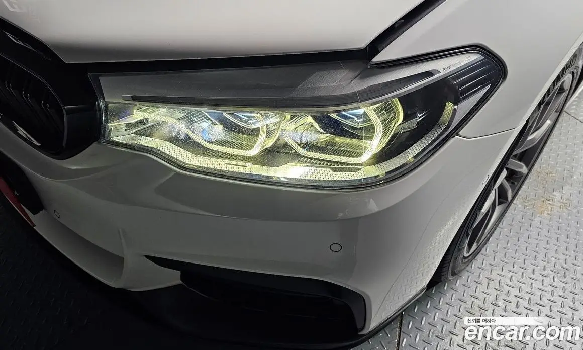 BMW 5 серия 2017 2.0 автомат (гидро), фото 8