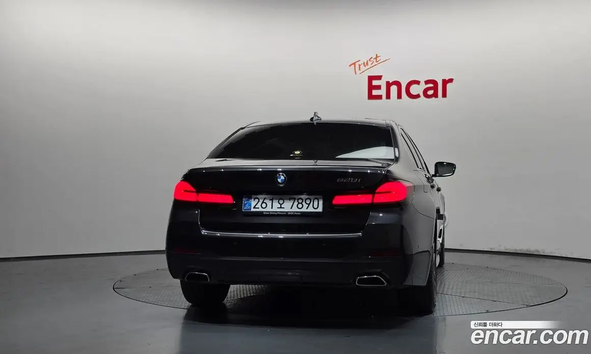 BMW 5 серия 2022 2.0 автомат (гидро), фото 4