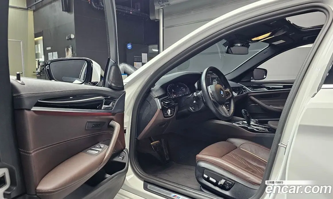 BMW 5 серия 2023 2.0 автомат (гидро), фото 13 BMW 5 серия 2023 2.0 автомат (гидро), фото 13