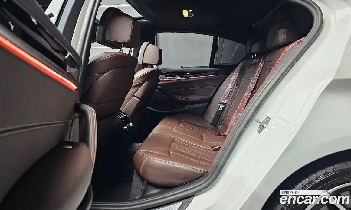 BMW 5 серия 2023 2.0 автомат (гидро), фото 18 BMW 5 серия 2023 2.0 автомат (гидро), фото 18