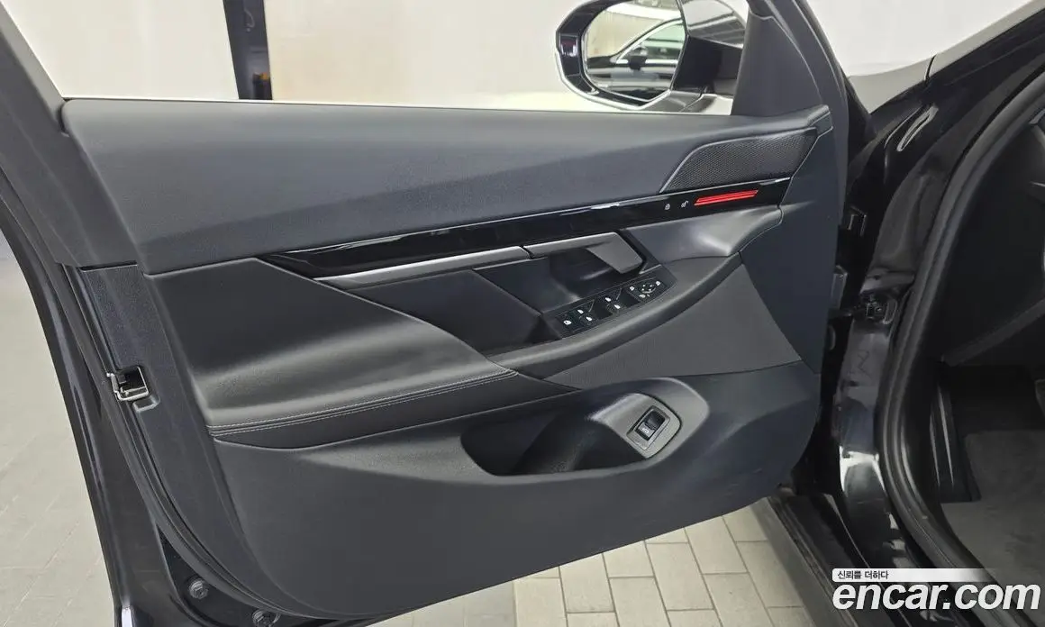 BMW 5 серия 2023 2.0 автомат (гидро), фото 14
