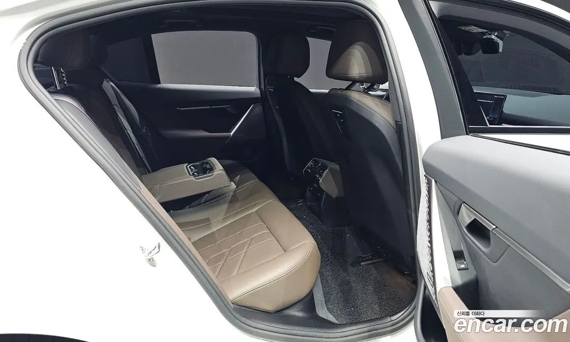 BMW 5 серия 2024 2.0 автомат (гидро), фото 17