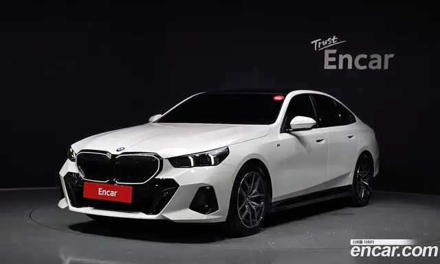 BMW 5 серия, 2024, 42 426 км