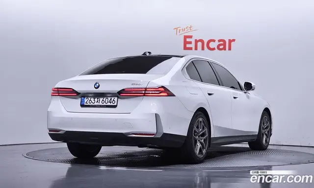 BMW 5 серия 2024 2.0 автомат (гидро), миниатюра 2
