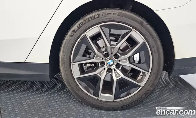BMW 5 серия 2024 2.0 автомат (гидро), миниатюра 7