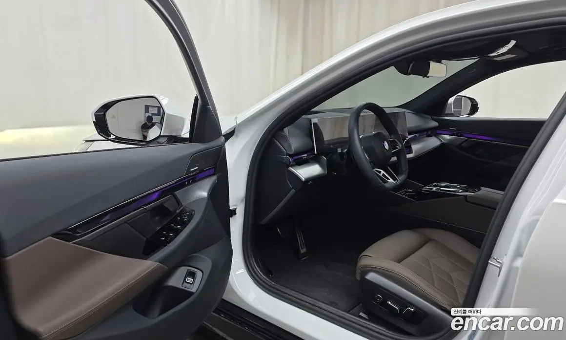 BMW 5 серия 2025 2.0 автомат (гидро), фото 13 BMW 5 серия 2025 2.0 автомат (гидро), фото 13