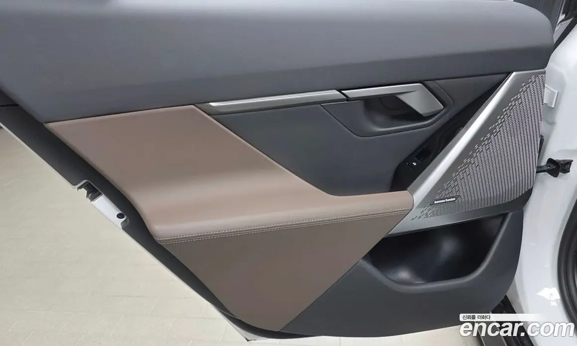 BMW 5 серия 2025 2.0 автомат (гидро), фото 15 BMW 5 серия 2025 2.0 автомат (гидро), фото 15