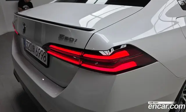 BMW 5 серия 2025 2.0 автомат (гидро), миниатюра 9 BMW 5 серия 2025 2.0 автомат (гидро), миниатюра 9