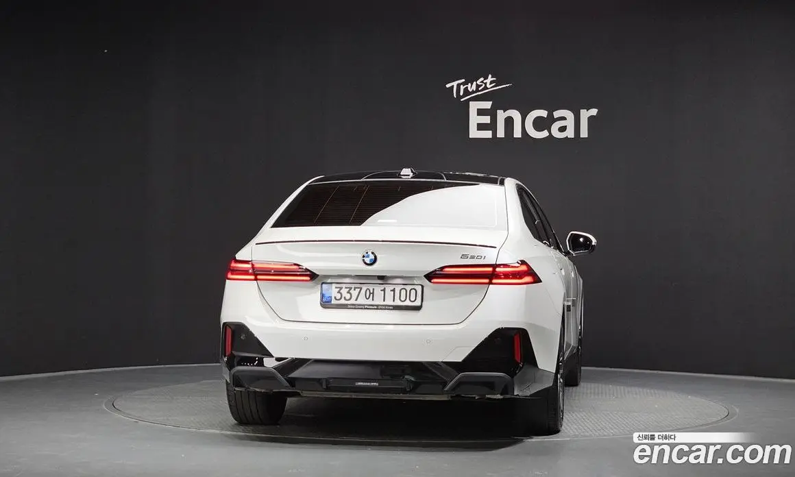 BMW 5 серия 2025 2.0 автомат (гидро), фото 4