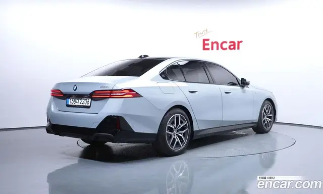 BMW 5 серия, 2025, 17 222 км