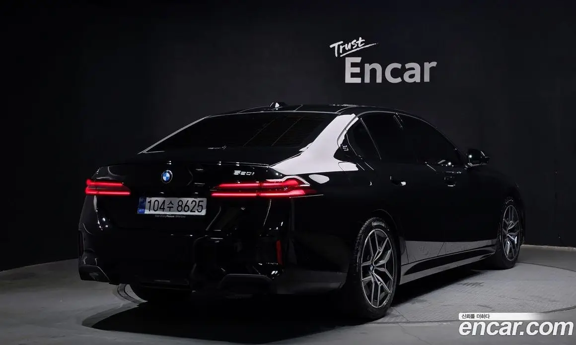 BMW 5 серия 2025 2.0 автомат (гидро), фото 2 BMW 5 серия 2025 2.0 автомат (гидро), фото 2