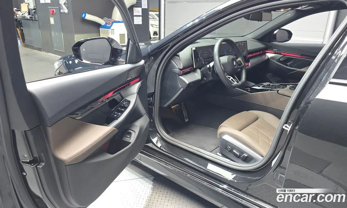 BMW 5 серия 2025 2.0 автомат (гидро), фото 13 BMW 5 серия 2025 2.0 автомат (гидро), фото 13