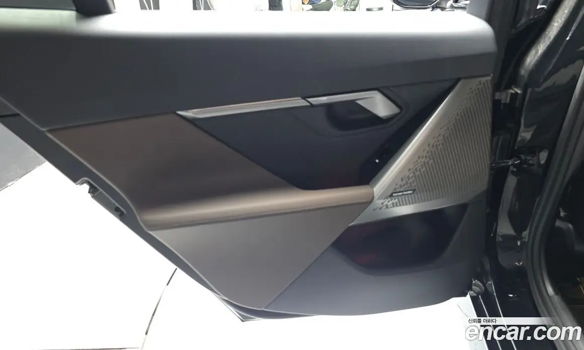 BMW 5 серия 2025 2.0 автомат (гидро), фото 15 BMW 5 серия 2025 2.0 автомат (гидро), фото 15
