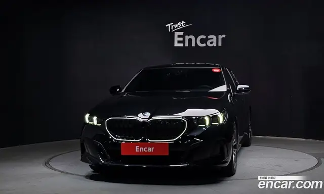 BMW 5 серия 2025 2.0 автомат (гидро), миниатюра 3 BMW 5 серия 2025 2.0 автомат (гидро), миниатюра 3