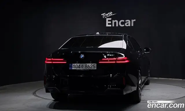 BMW 5 серия 2025 2.0 автомат (гидро), миниатюра 4 BMW 5 серия 2025 2.0 автомат (гидро), миниатюра 4
