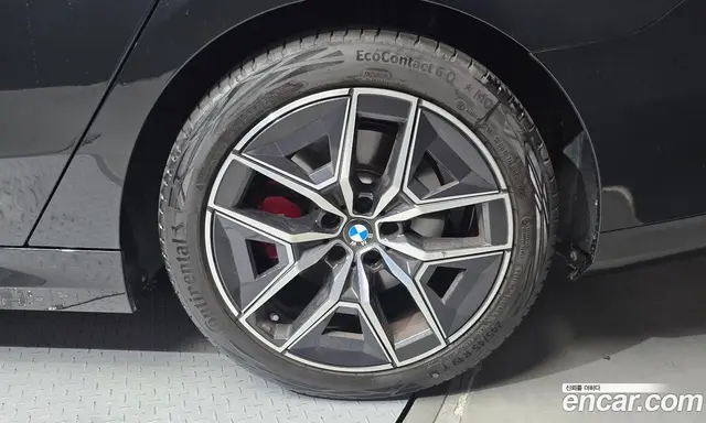 BMW 5 серия 2025 2.0 автомат (гидро), миниатюра 7 BMW 5 серия 2025 2.0 автомат (гидро), миниатюра 7
