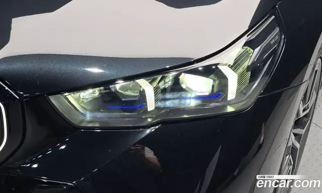BMW 5 серия 2025 2.0 автомат (гидро), миниатюра 8 BMW 5 серия 2025 2.0 автомат (гидро), миниатюра 8
