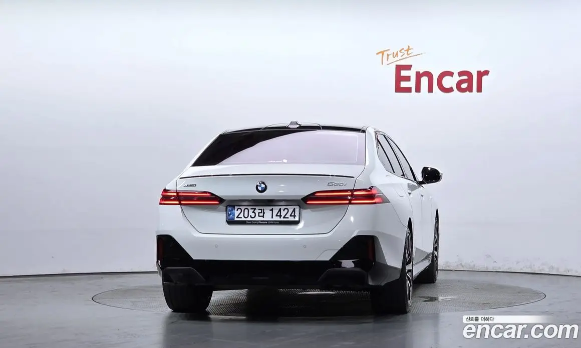 BMW 5 серия 2025 2.0 автомат (гидро), фото 4 BMW 5 серия 2025 2.0 автомат (гидро), фото 4