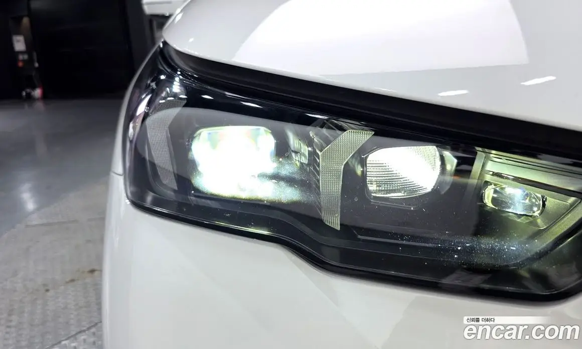 BMW 5 серия 2025 2.0 автомат (гидро), фото 8 BMW 5 серия 2025 2.0 автомат (гидро), фото 8