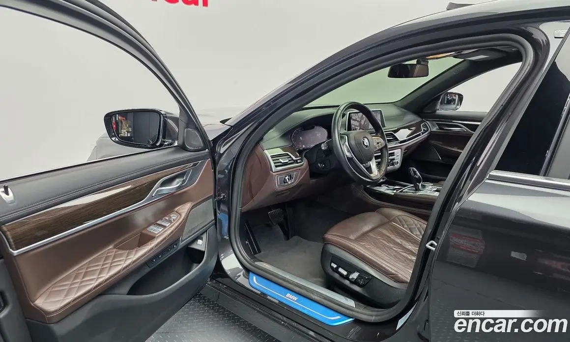 BMW 7 серия 2021 3.0 автомат (гидро), фото 13