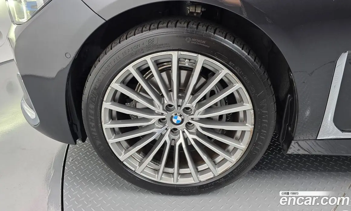 BMW 7 серия 2021 3.0 автомат (гидро), фото 5