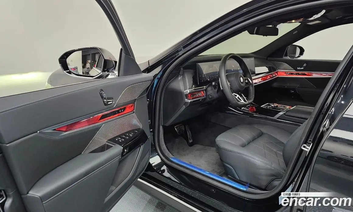 BMW 7 серия 2025 3.0 автомат (гидро), фото 13 BMW 7 серия 2025 3.0 автомат (гидро), фото 13
