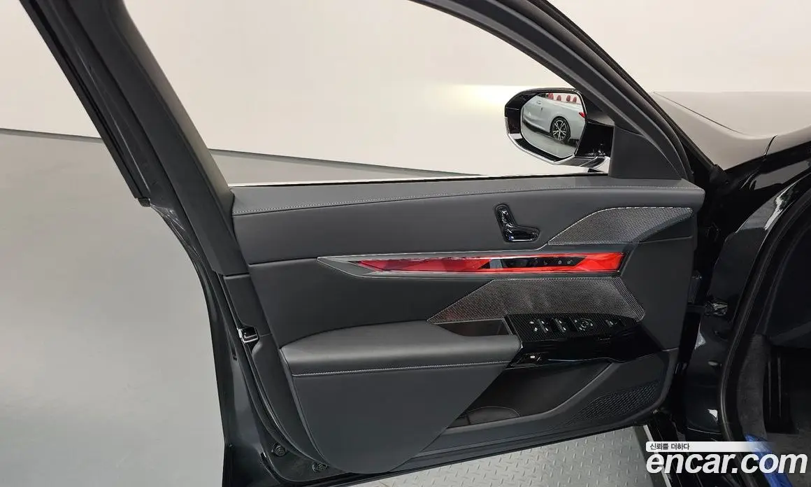 BMW 7 серия 2025 3.0 автомат (гидро), фото 14 BMW 7 серия 2025 3.0 автомат (гидро), фото 14