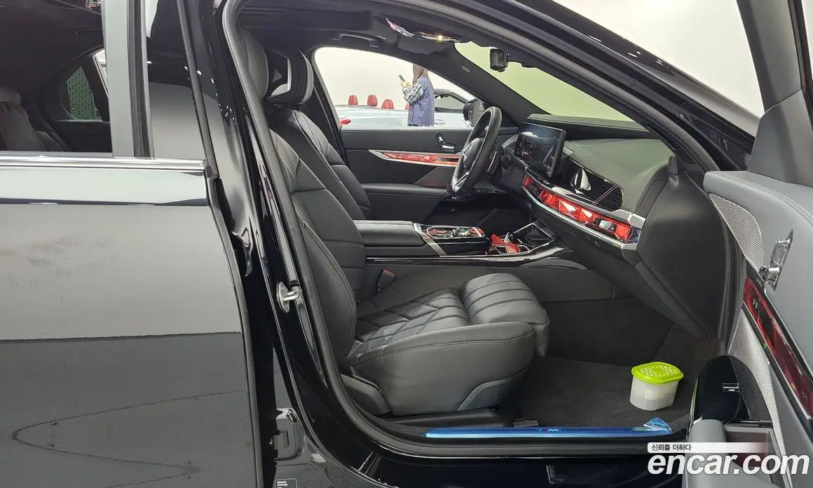 BMW 7 серия 2025 3.0 автомат (гидро), фото 16 BMW 7 серия 2025 3.0 автомат (гидро), фото 16