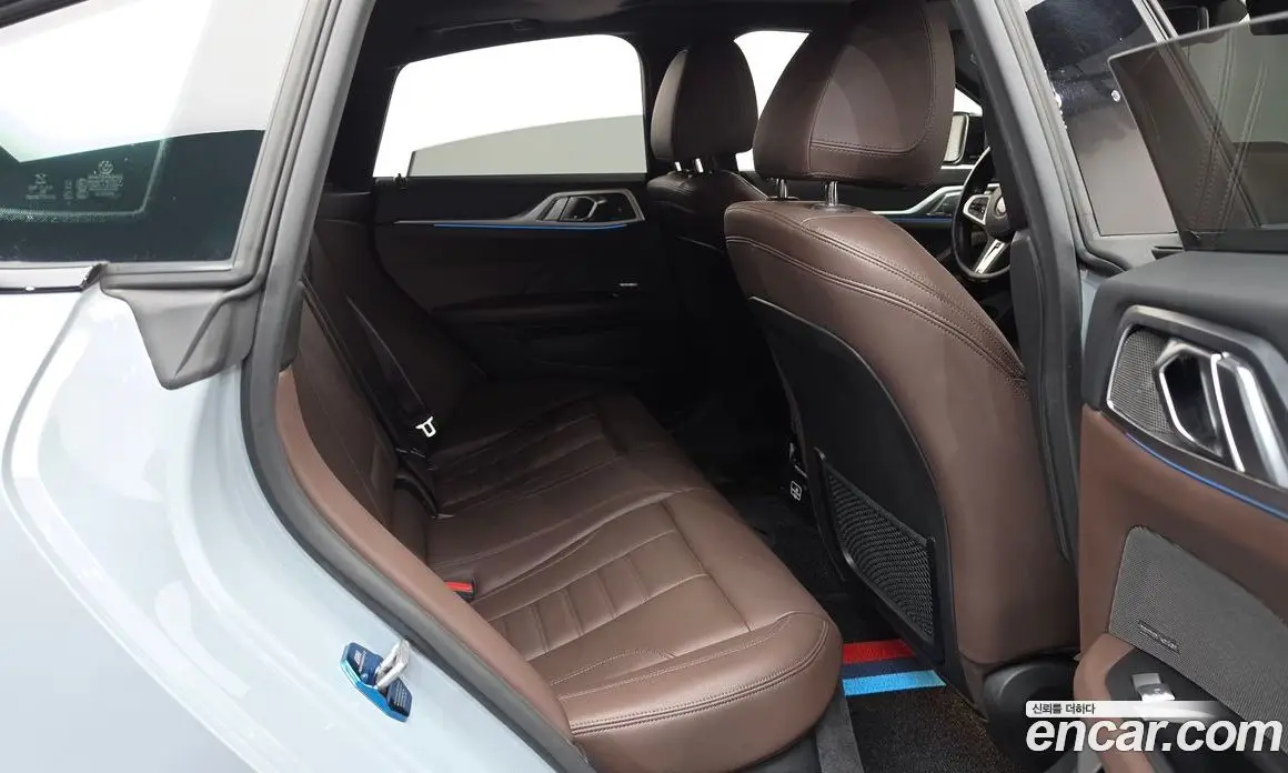 BMW i4 2022 0.2 автомат (гидро), фото 17