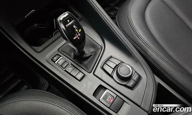 BMW X1 2018 2.0 автомат (гидро), миниатюра 12