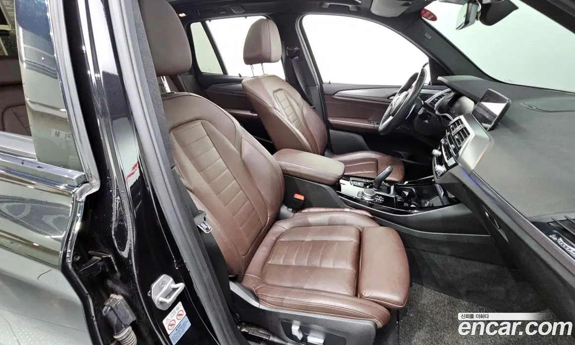 BMW X3 2021 2.0 автомат (гидро), фото 16
