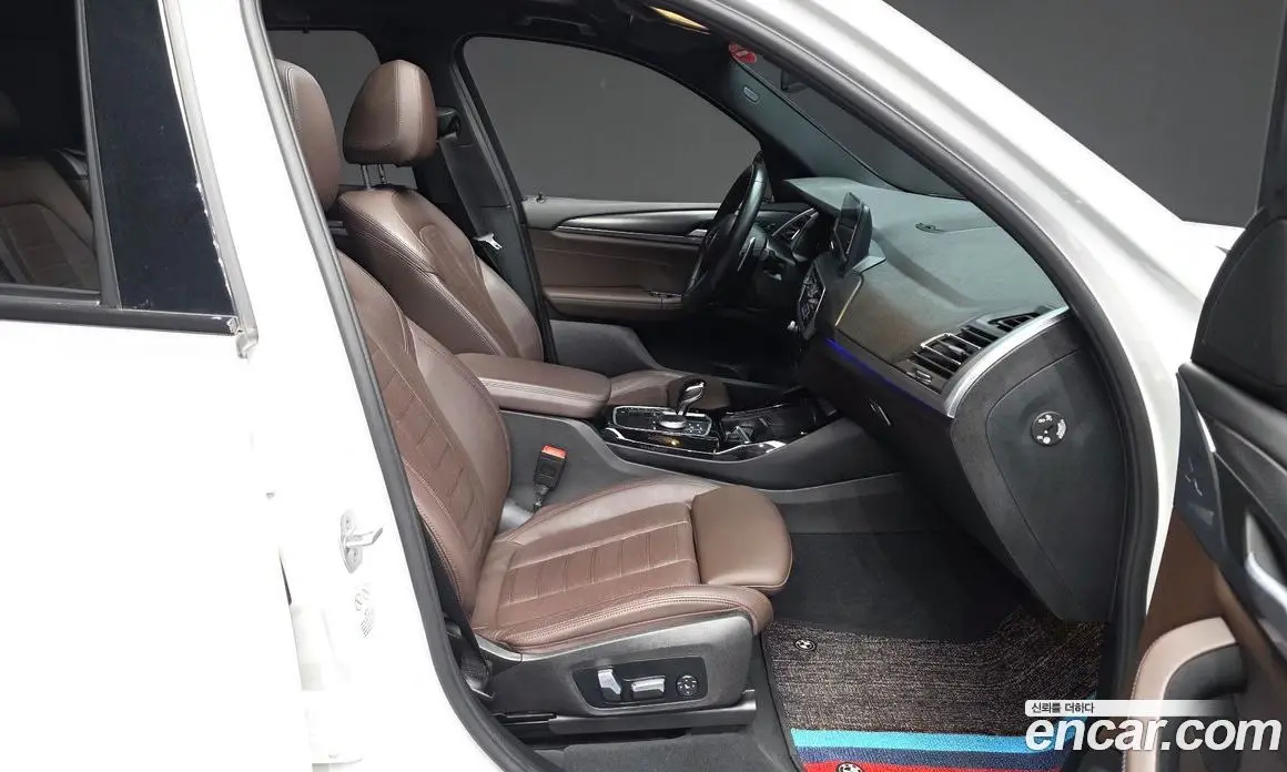BMW X3 2022 2.0 автомат (гидро), фото 17