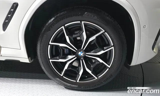 BMW X3 2022 2.0 автомат (гидро), миниатюра 7