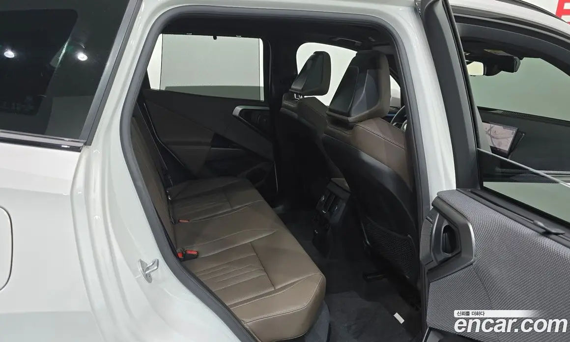 BMW X3 2025 2.0 автомат (гидро), фото 17 BMW X3 2025 2.0 автомат (гидро), фото 17