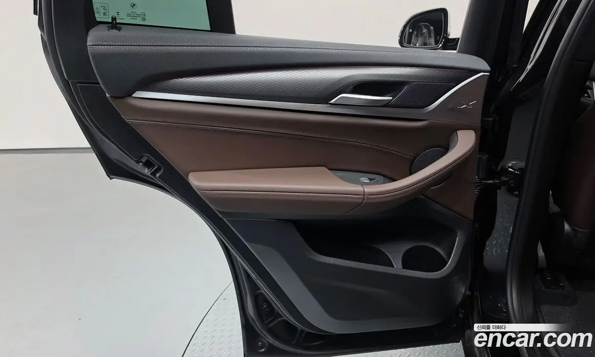 BMW X4 2025 2.0 автомат (гидро), фото 15