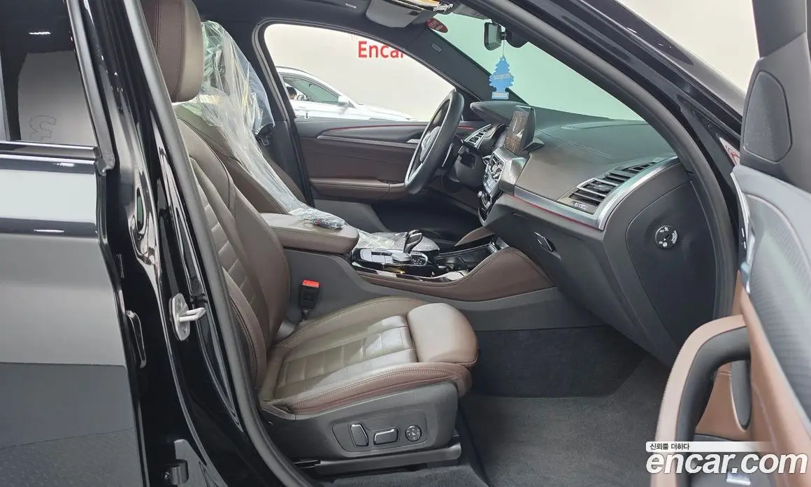BMW X4 2025 2.0 автомат (гидро), фото 16