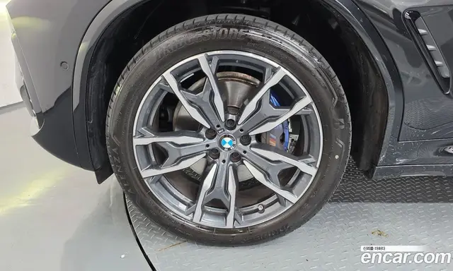 BMW X4 2025 2.0 автомат (гидро), миниатюра 5