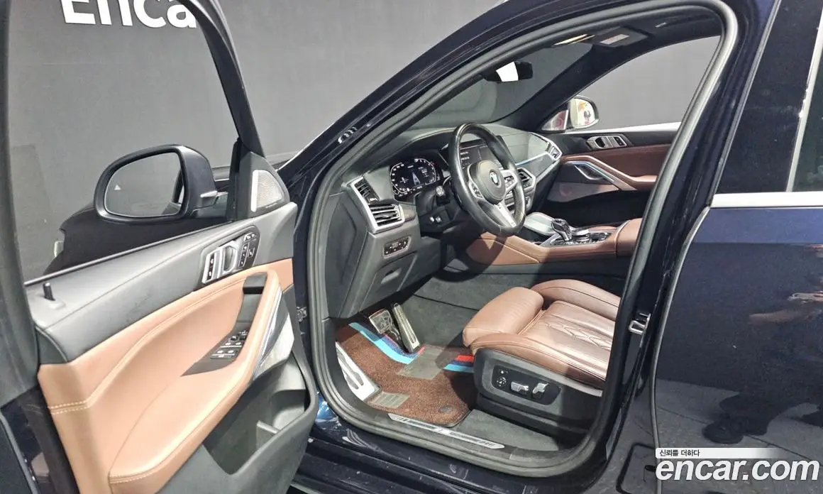 BMW X6 2023 3.0 автомат (гидро), фото 13