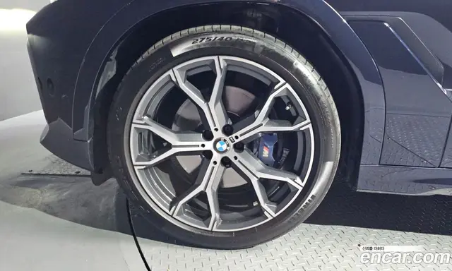 BMW X6 2023 3.0 автомат (гидро), миниатюра 5