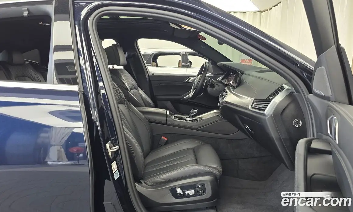 BMW X6 2023 3.0 автомат (гидро), фото 16