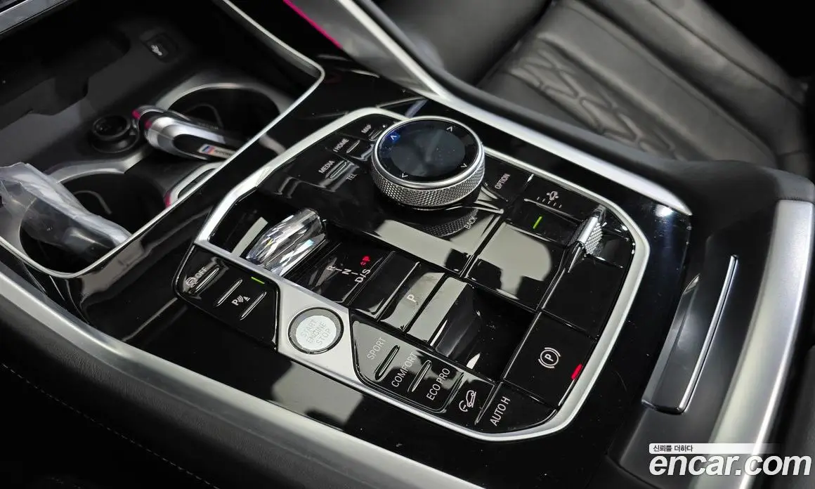BMW X6 2025 3.0 автомат (гидро), фото 12
