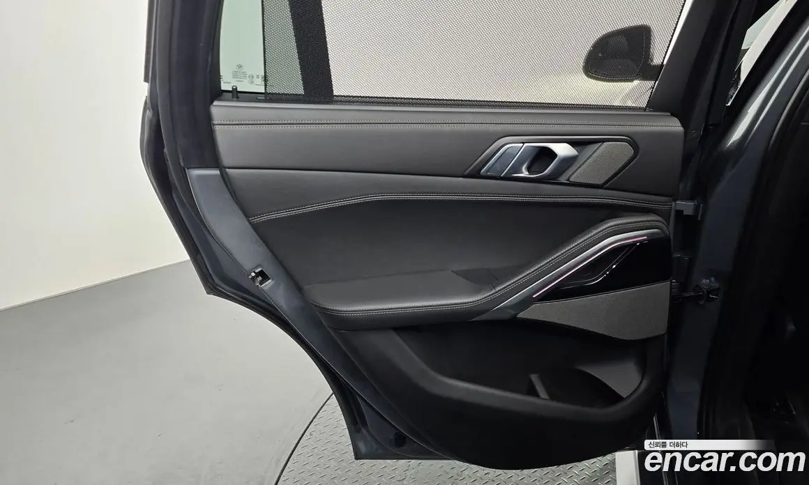 BMW X6 2025 3.0 автомат (гидро), фото 15