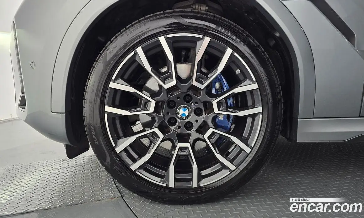 BMW X6 2025 3.0 автомат (гидро), фото 5