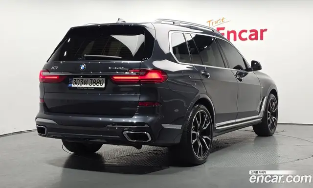 BMW X7 2022 3.0 автомат (гидро), миниатюра 2