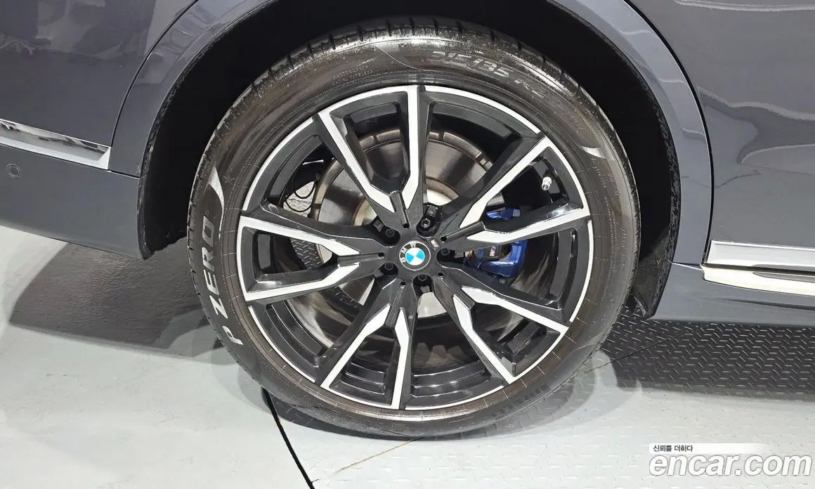 BMW X7 2022 3.0 автомат (гидро), фото 5