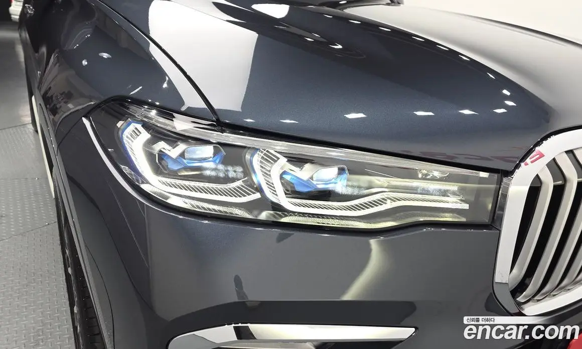 BMW X7 2022 3.0 автомат (гидро), фото 8