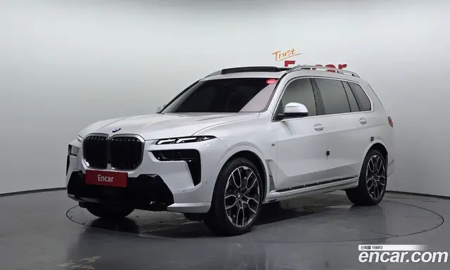 BMW X7, 2025, 12 328 км