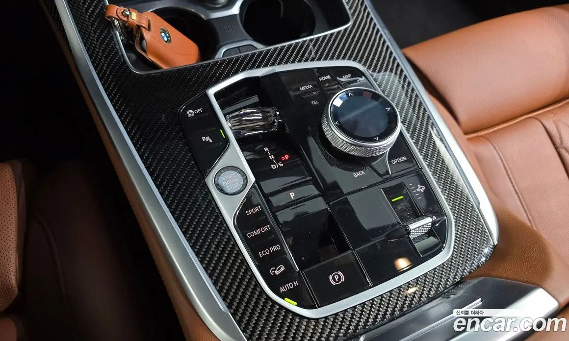 BMW X7 2025 3.0 автомат (гидро), фото 12