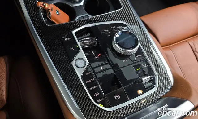 BMW X7 2025 3.0 автомат (гидро), миниатюра 12
