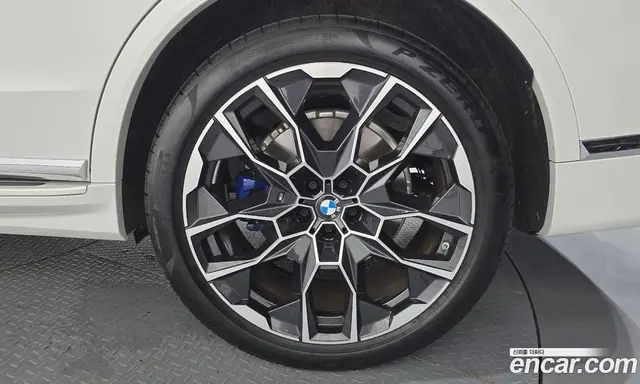 BMW X7 2025 3.0 автомат (гидро), миниатюра 7